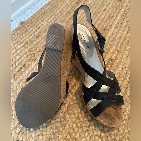 Guess Women’s Black Leather Strappy Cork Wedge Sandals Size 8.5 - Picture 10 of 11